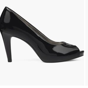 Bandolino Rainaa Peep Toe Patent Pump